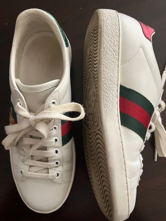 Authentic Gucci Ace Leather Sneaker
Women's size 34.5 (fits 35-35.5) - Picture 10 of 11